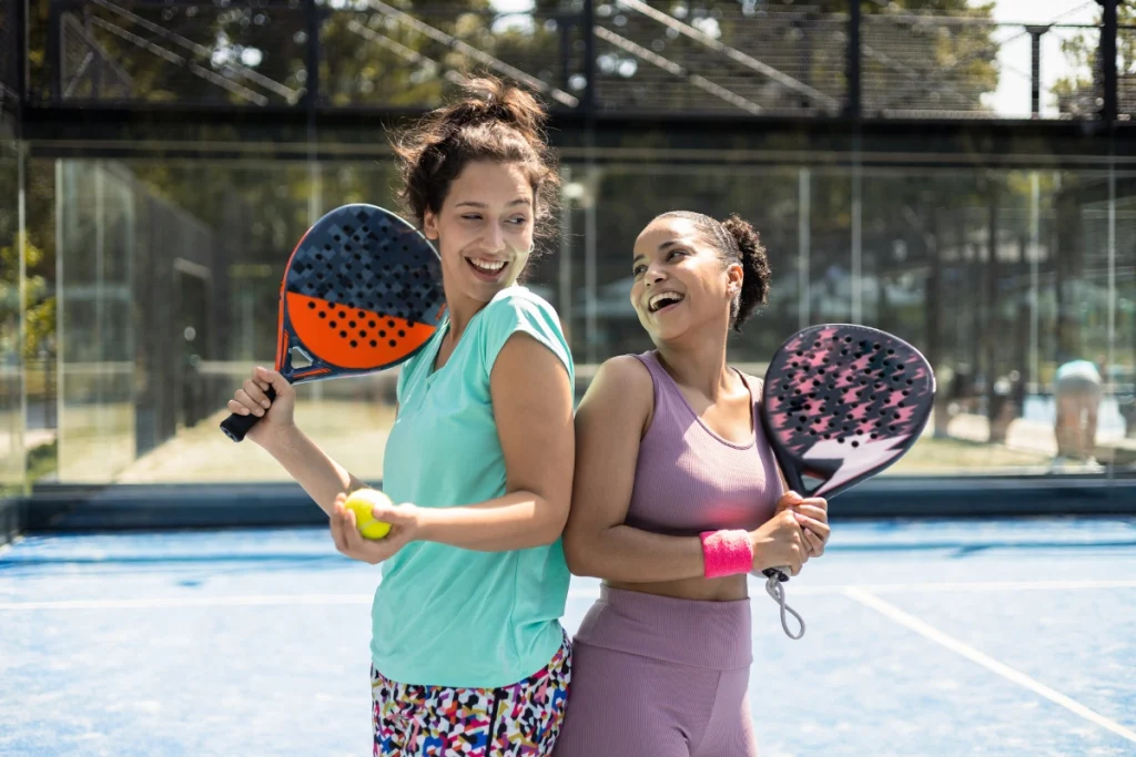 Stratégies de padel en double : comment mieux jouer en équipe
