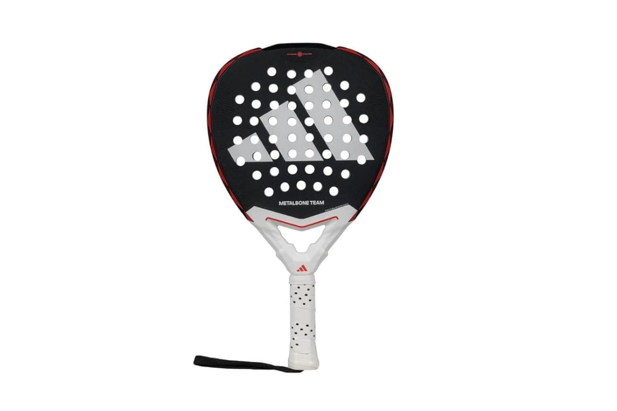 Raquette de padel pour femme avancée au jeu offensif : nos 3 choix