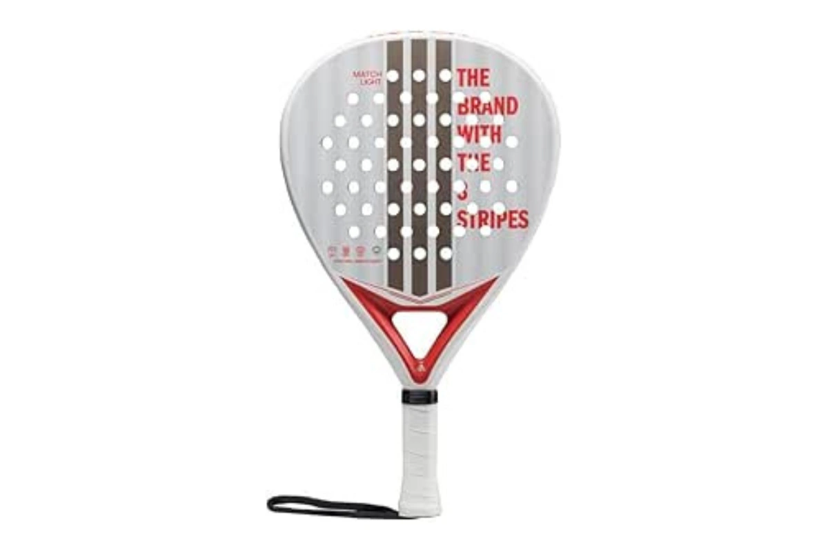 Raquette de padel pour femme débutante au jeu défensif : nos 3 choix
