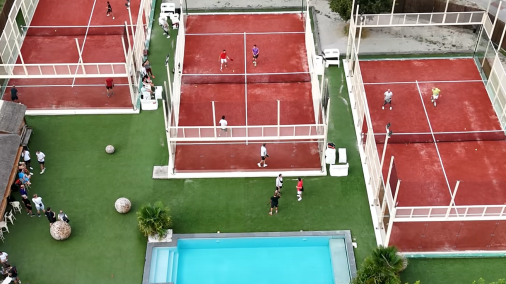Observatoire du padel 2025 : 850 000 joueurs et 4 100 pistes en France